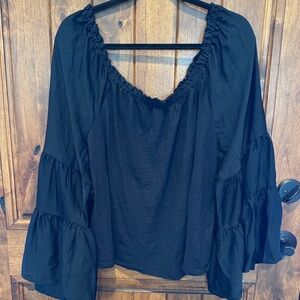 Chic Black Ruffled Women's Blouse